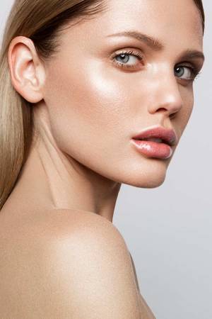 Chin-teaser-m1-australia